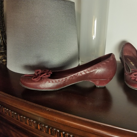 Heels - Picture 4 of 8